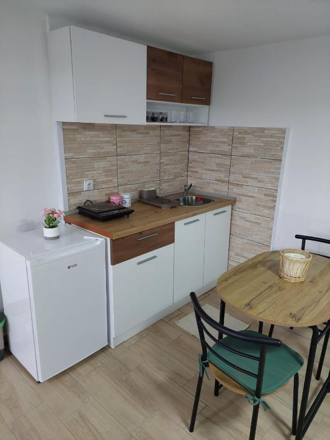 Apartmani Kuljanin 下米拉诺瓦茨 客房 照片